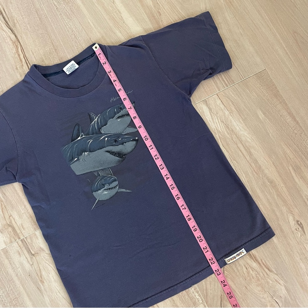 VINTAGE Hawaii Shark Graphic Tee - Picture 6 of 7